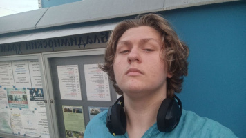 Молоденький хочу лизать