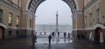Мужчина ищет девушку в Петербурге, метро комендантский проспект.