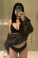 Девушка, хочу секса и уверенности рядом. Если ты решительный, нам точно будет чем заняться. – Фото 1